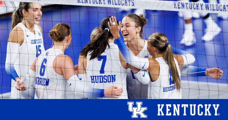 UK Sweeps Texas in Volleyball