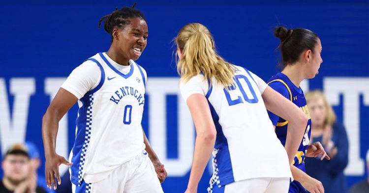 Kentucky Holds off Morehead State Monday Night